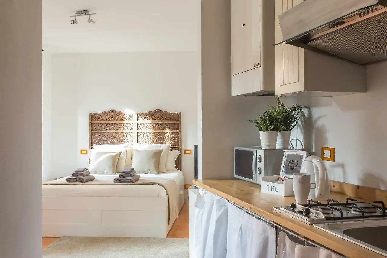Studio Ago27 By Welc Treviso Apartment